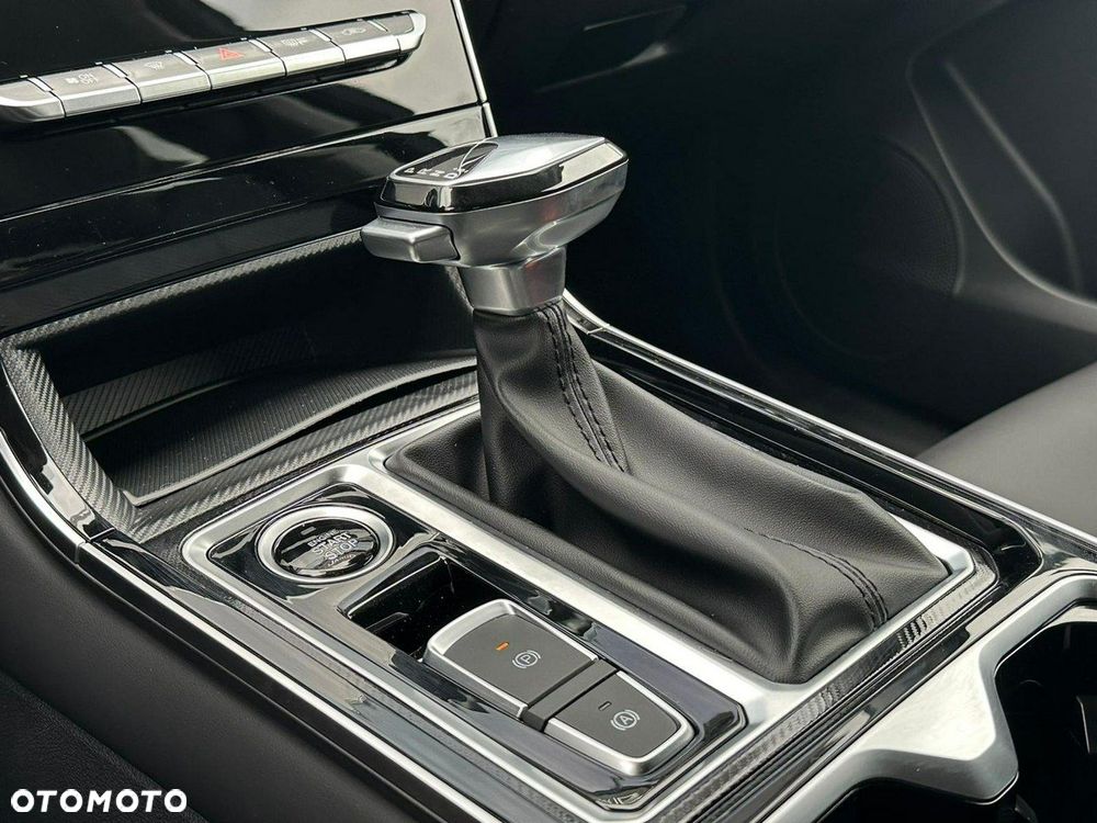 JAC J7 Plus CVT - 15