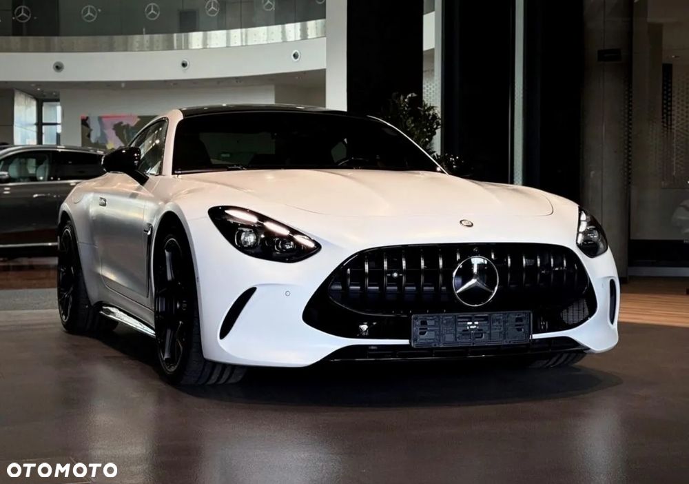 Mercedes-Benz AMG GT - 4