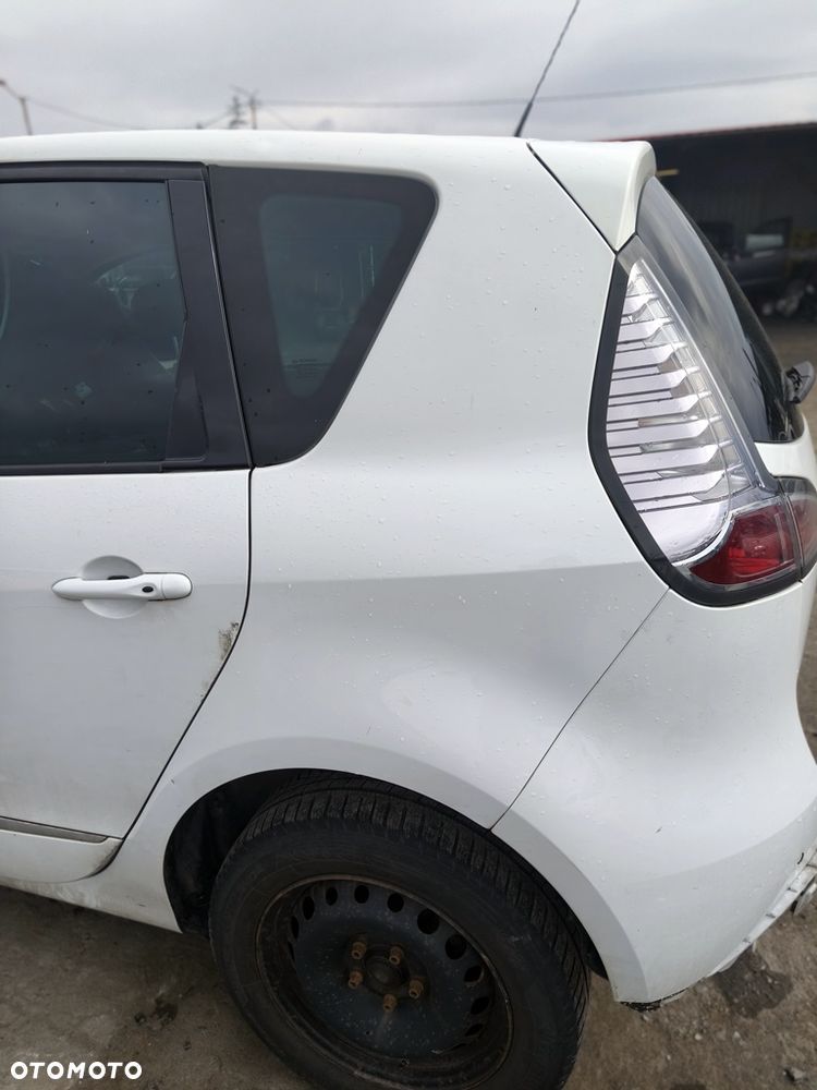 RENAULT SCENIC III 16r ĆWIARTKA BŁOTNIK POSZYCIE LEWY TYŁ DV369 - 1