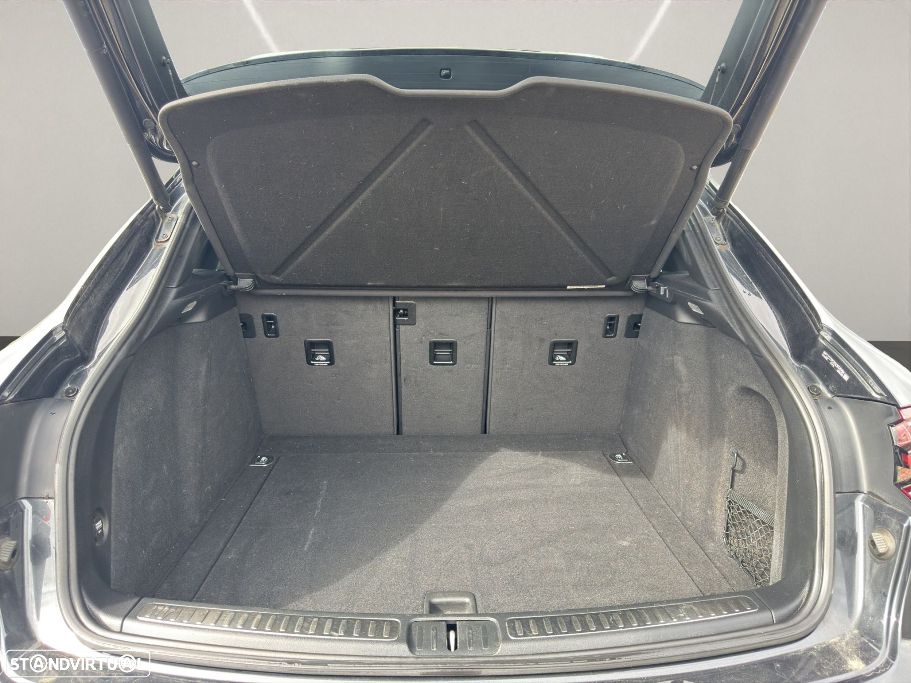Porsche Macan - 19