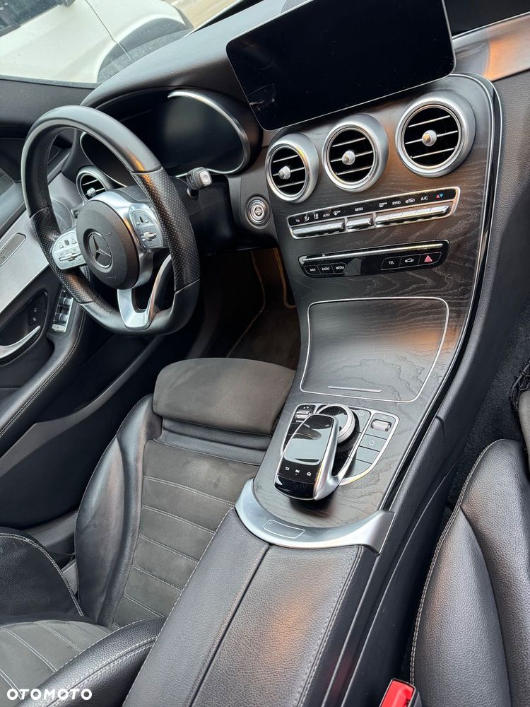 Mercedes-Benz Klasa C 220 d 4MATIC 9G-TRONIC - 21