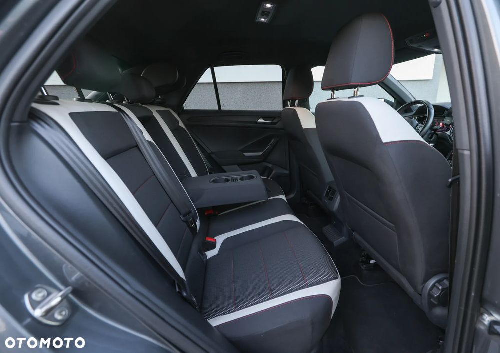 Volkswagen T-Roc 2.0 TDI SCR DSG Move - 29