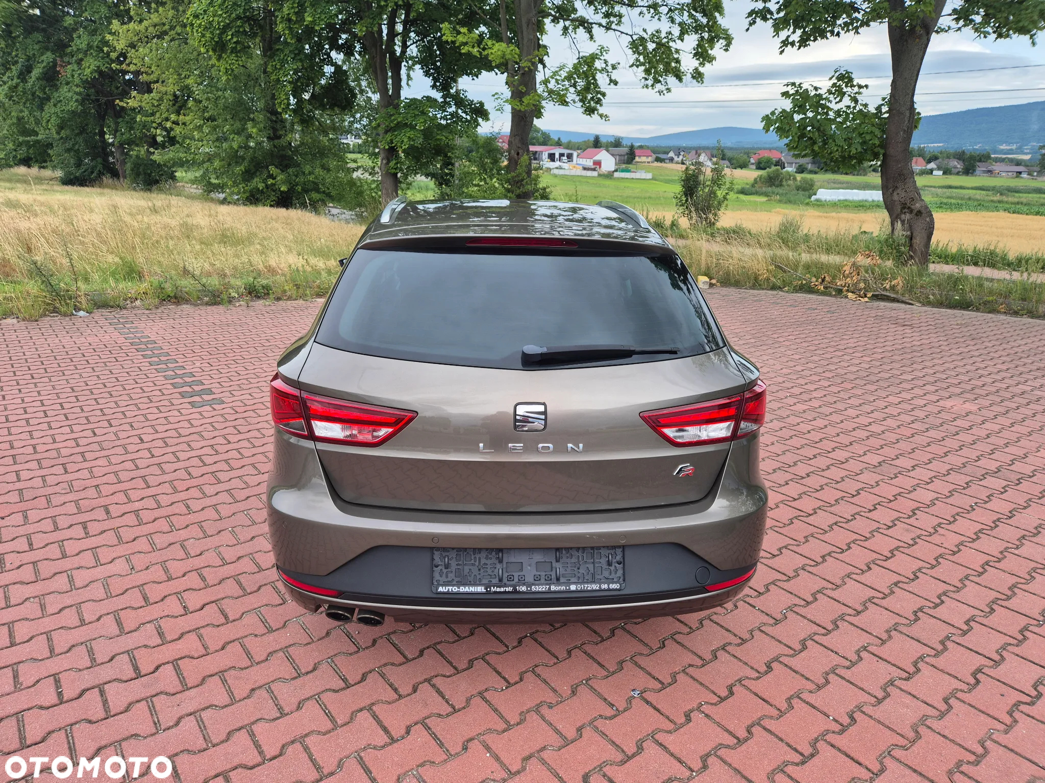 Seat Leon Sportstourer 2.0 TDI FR Plus - 7