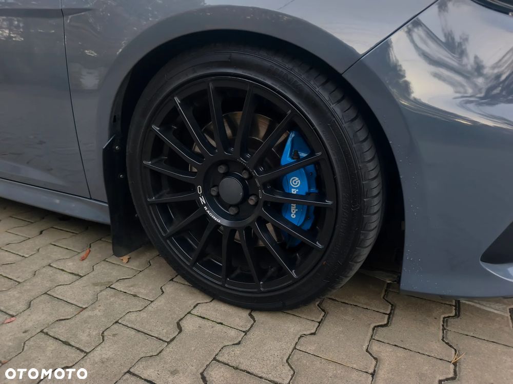 Ford Focus 2.3 EcoBoost RS - 21
