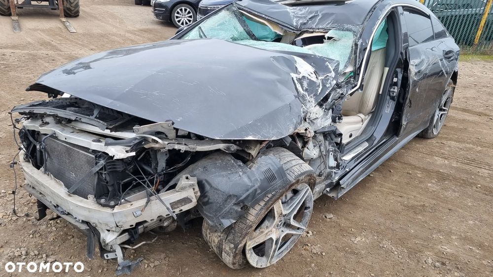 Mercedes-Benz CLS 400 d 4Matic 9G-TRONIC AMG Line - 15