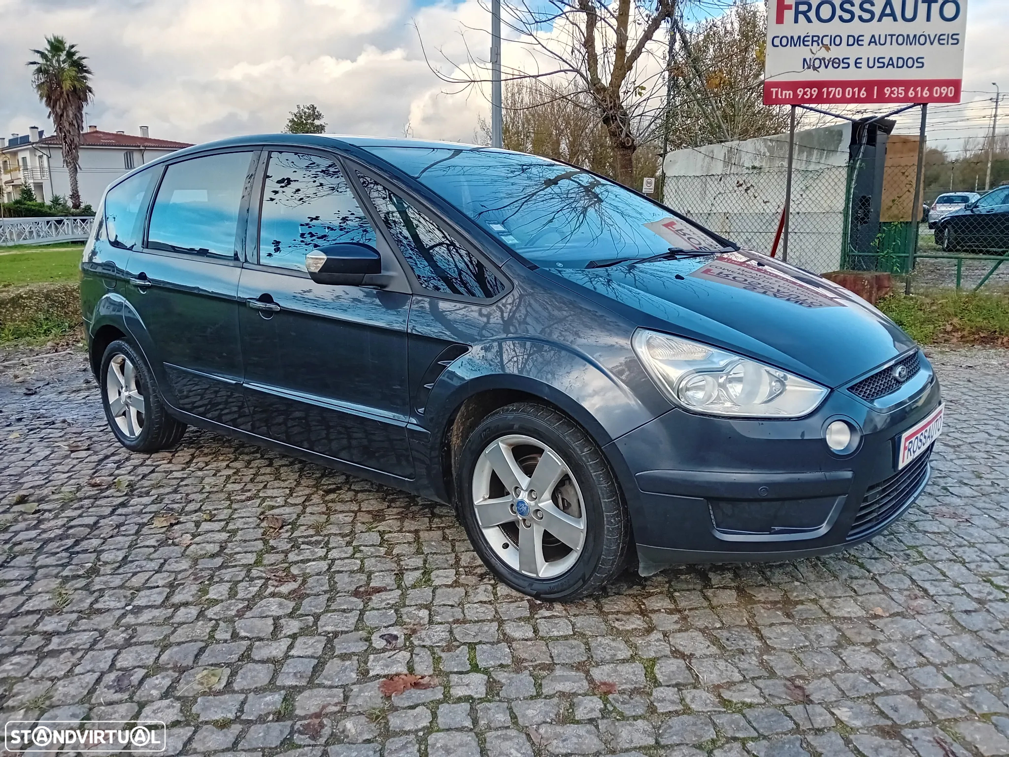 Ford S-Max 2.0 TDCi Titanium 7L - 2