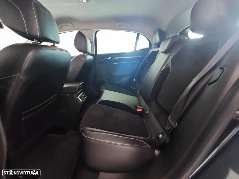 Renault Mégane ENERGY TCe 130 EDC INTENS - 34