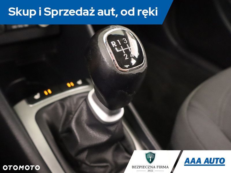 Kia Rio - 15