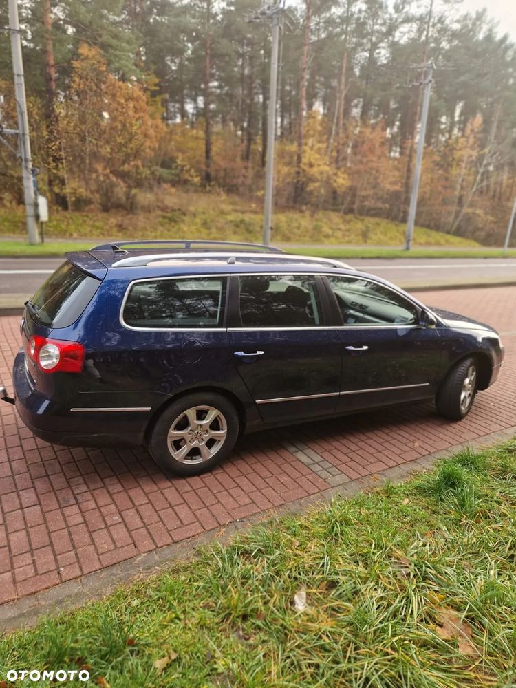 Volkswagen Passat Variant 1.9 TDI DPF BlueMotion - 6
