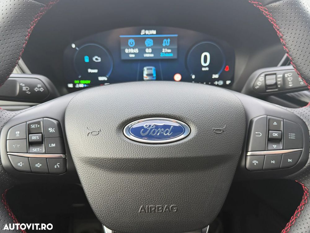 Ford Kuga 2.5 Duratec FWD PHEV ST-Line X - 31