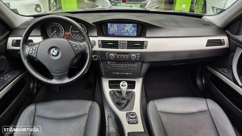 BMW 320 d Navigation - 9