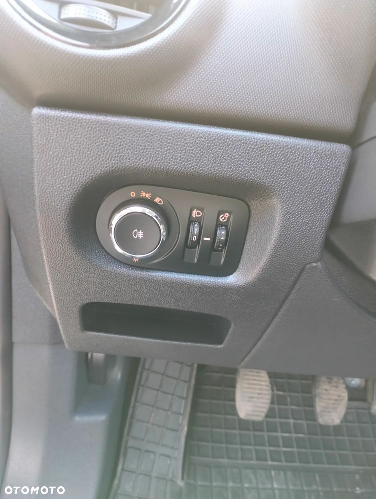 Opel Corsa 1.4 Active - 19