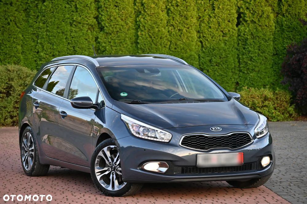 Kia Ceed 1.6 GDI DCT Platinum Edition - 10