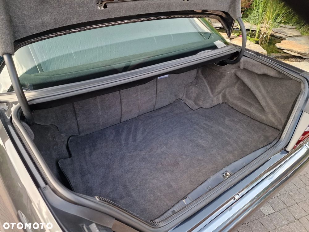 Mercedes-Benz W124 (1984-1993) - 15