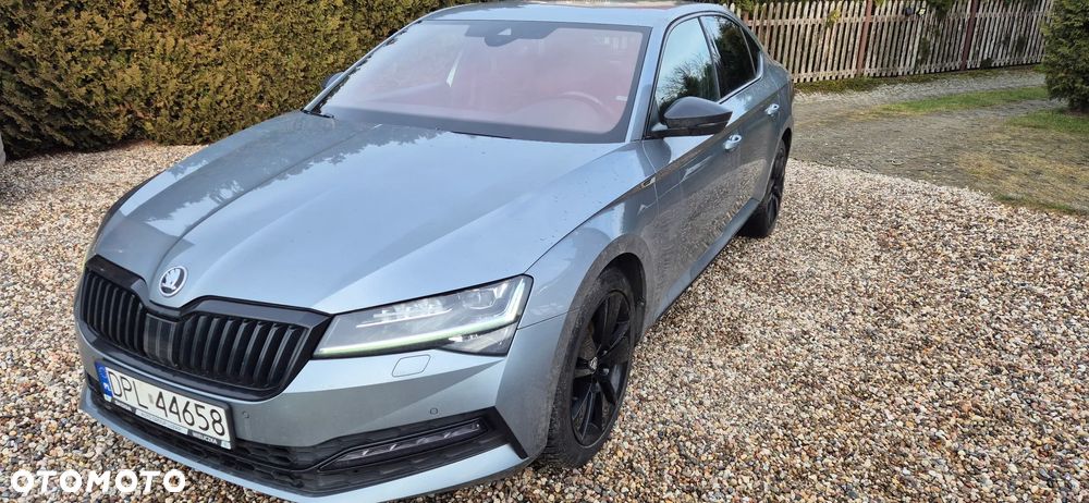 Skoda Superb 2.0 TDI Sportline DSG - 1