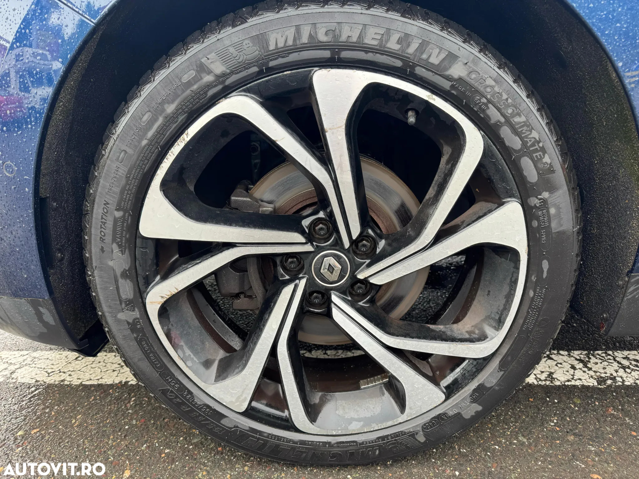 Renault Scenic BLUE dCi 120 EDC BOSE EDITION - 11