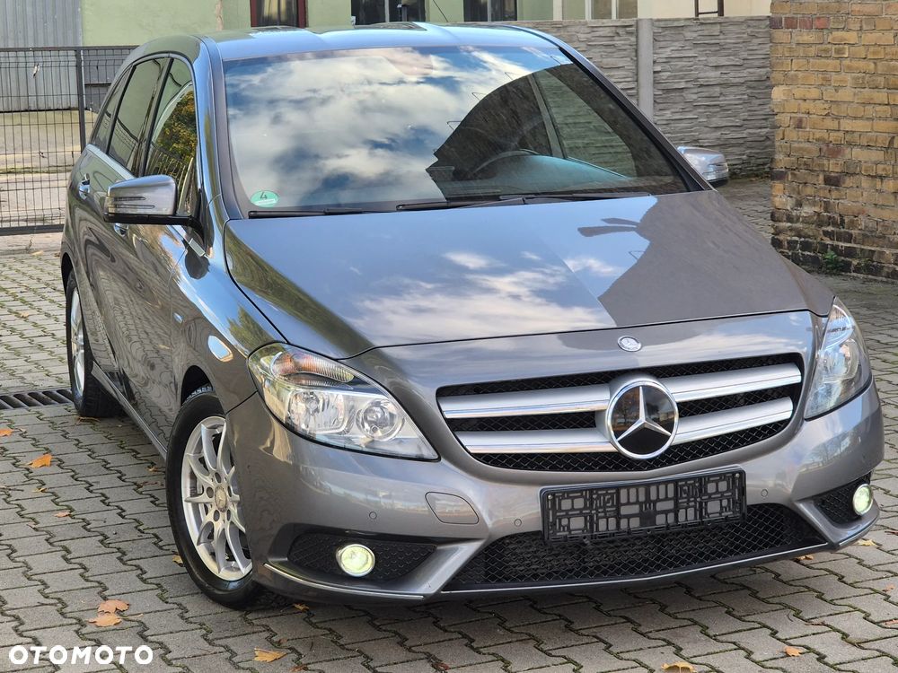 Mercedes-Benz Klasa B 200 BlueEFFICIENCY EDITION 1 - 1