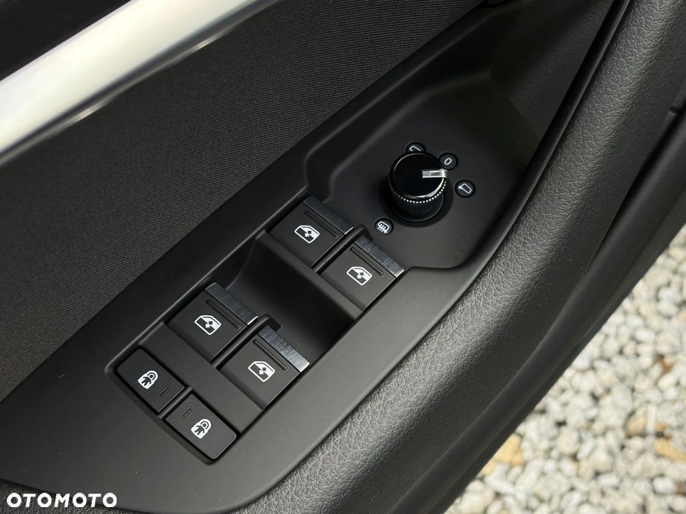 Audi A6 Avant 40 TDI S tronic design - 35