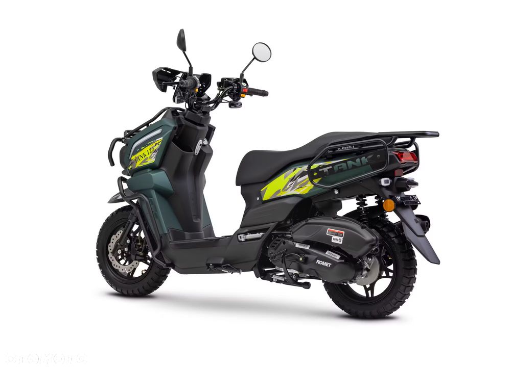 Junak M18 - 28