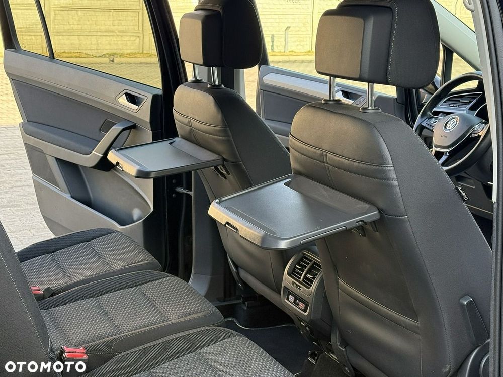 Volkswagen Touran 1.6 TDI SCR DSG IQ.DRIVE - 31