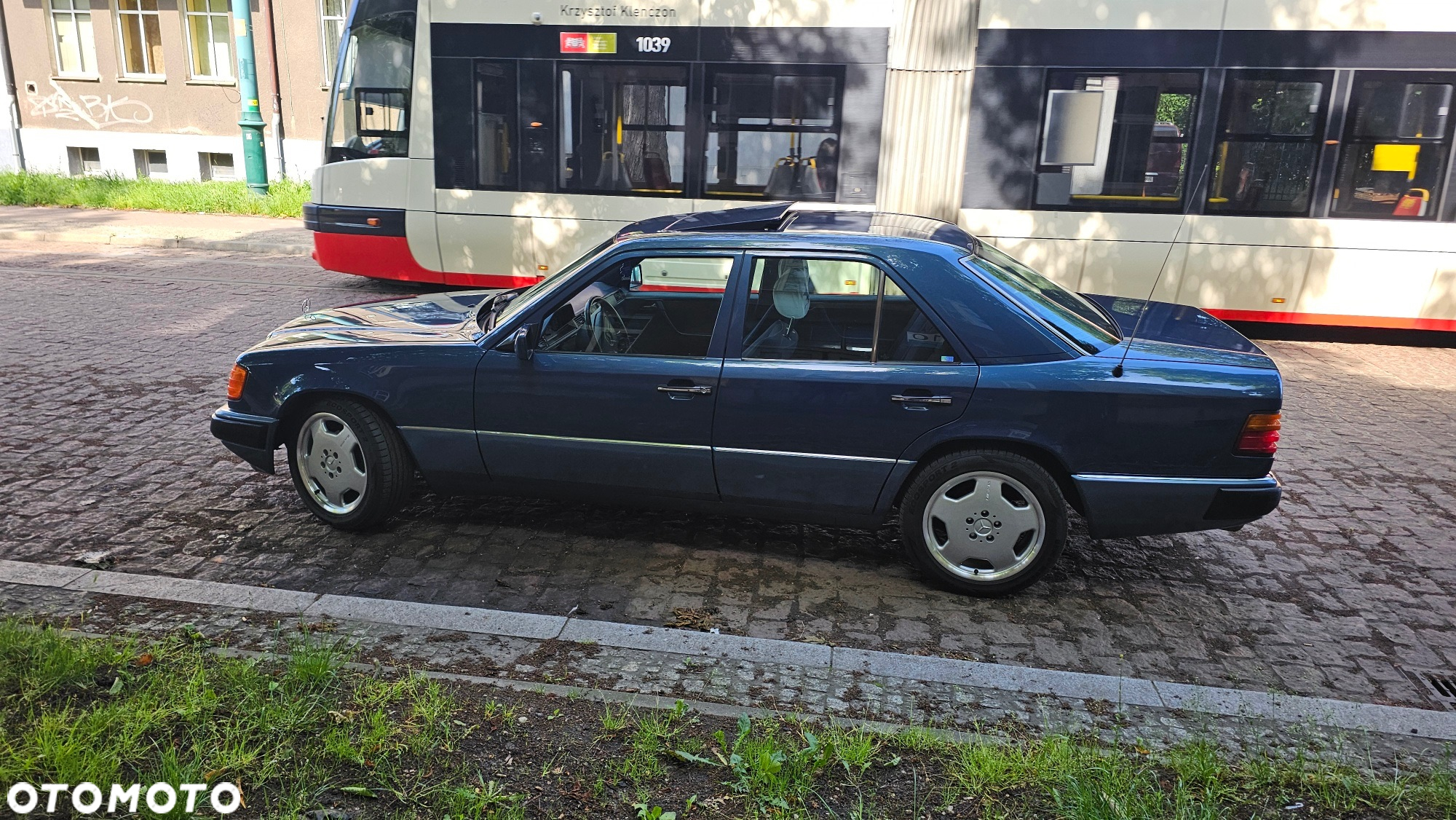 Mercedes-Benz W124 (1984-1993) - 16