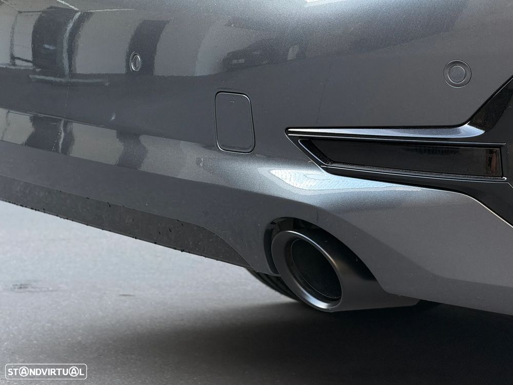 BMW 330 e Line Sport Auto - 8