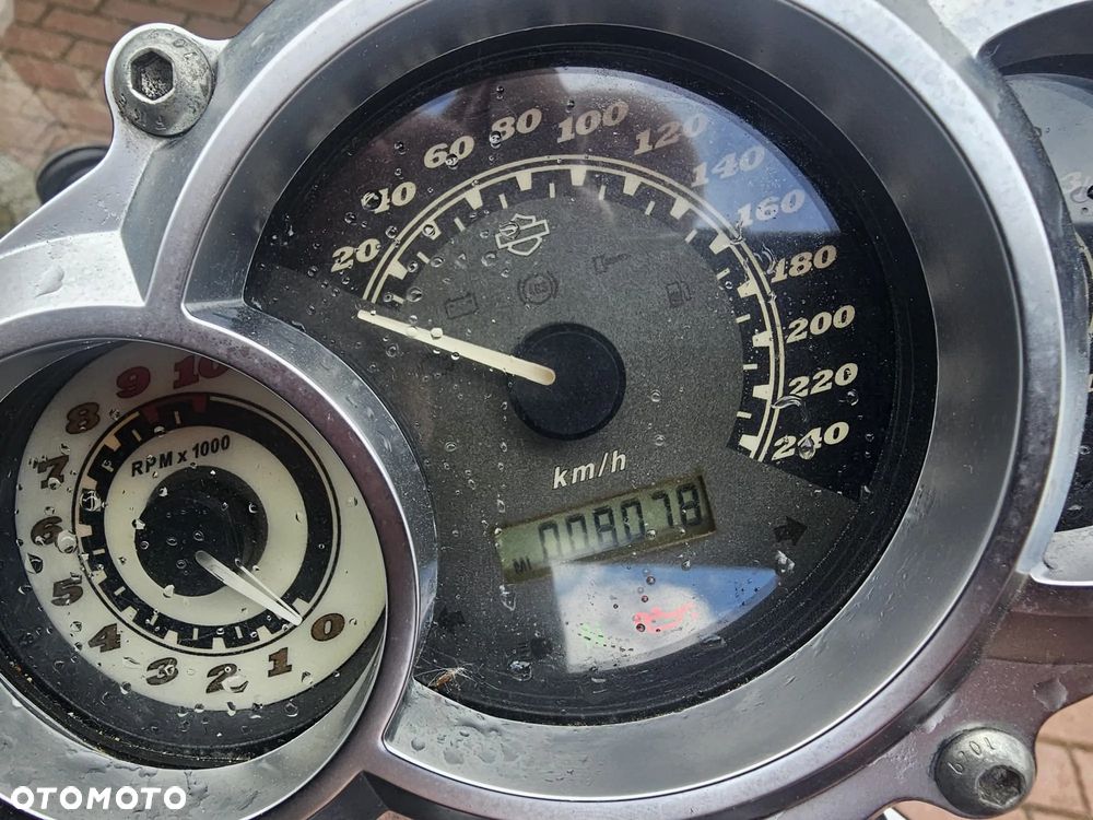 Harley-Davidson V-Rod Muscle - 4