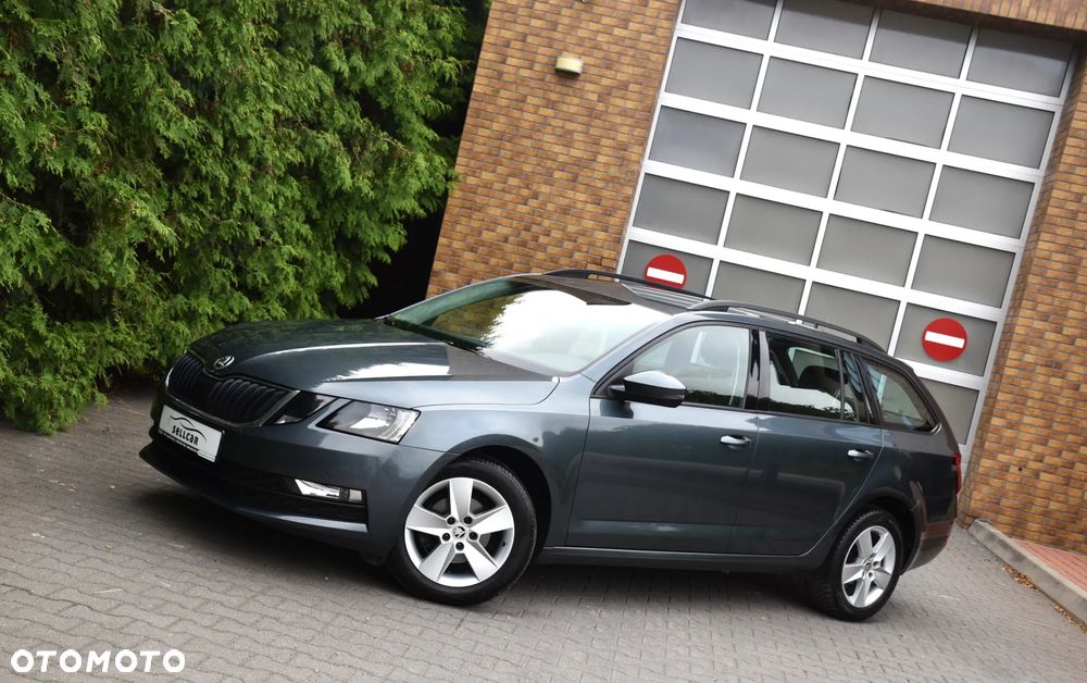 Skoda Octavia 1.6 TDI DSG Style - 29