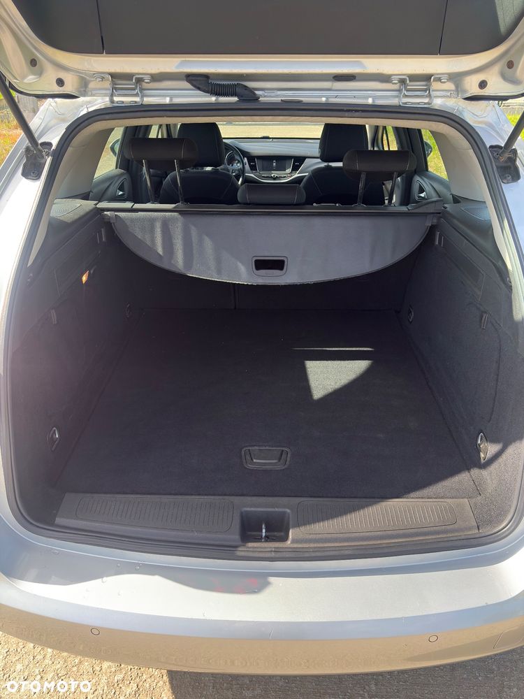 Opel Astra 1.6 CDTI Cosmo - 26