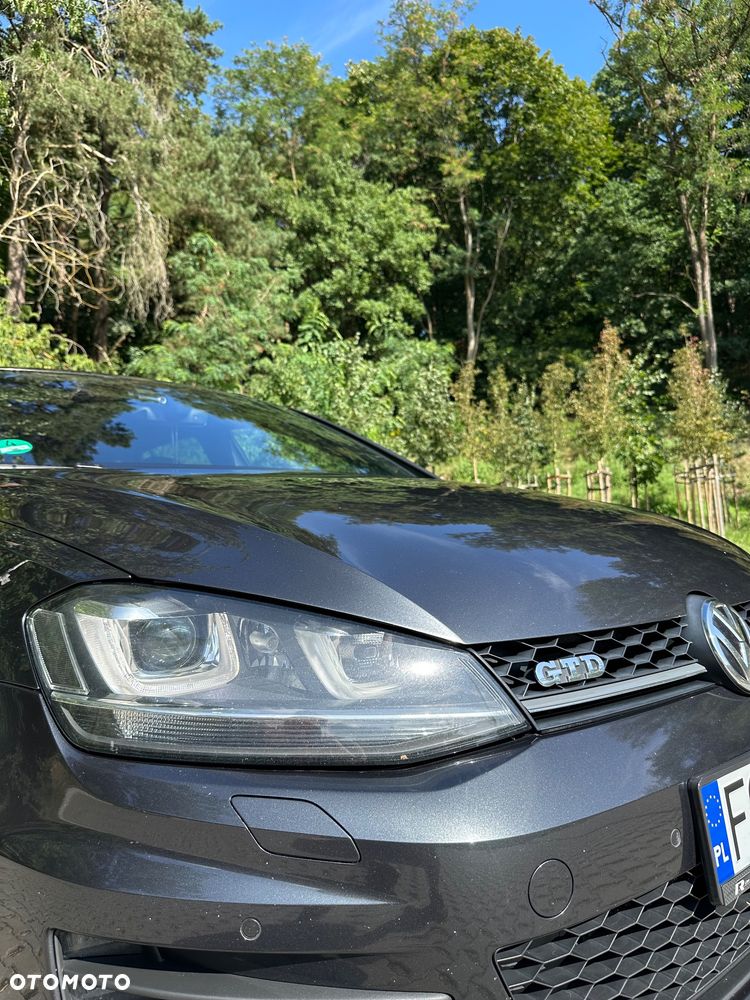 Volkswagen Golf 2.0 TDI BMT GTD DSG - 5