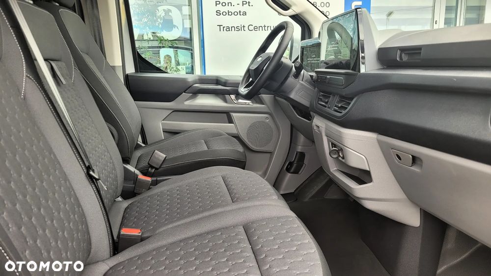 Ford Transit Custom - 13