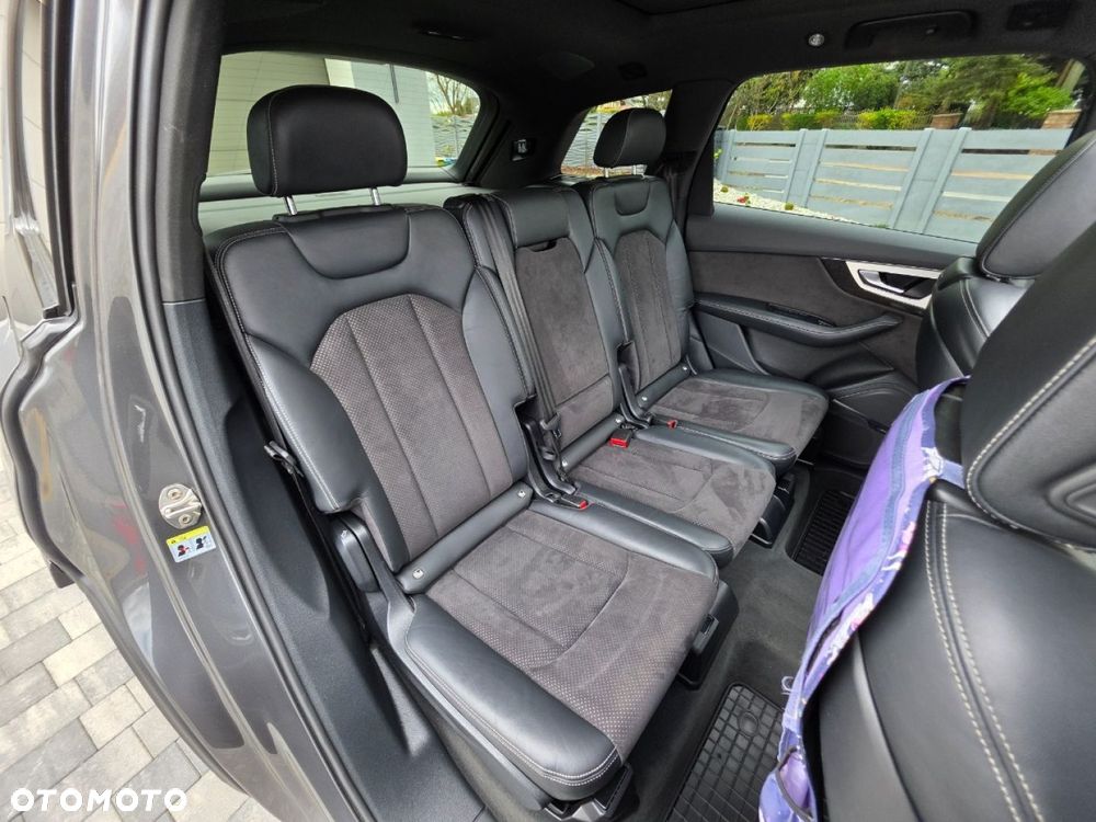 Audi Q7 - 25