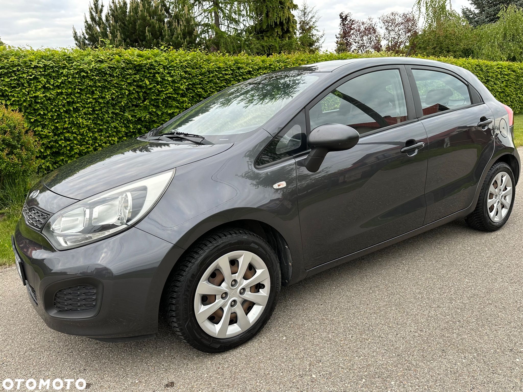 Kia Rio 1.1 CRDI Business Line - 1