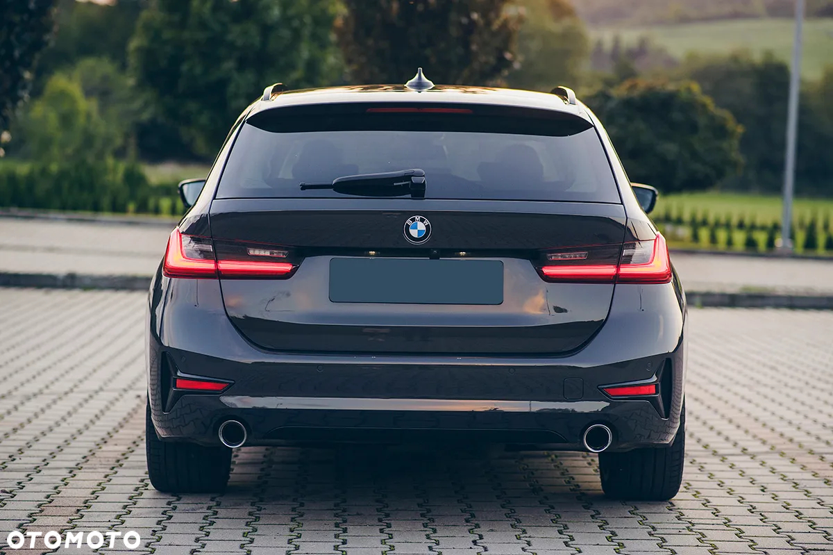 BMW Seria 3 320d Sport Line Shadow sport - 3