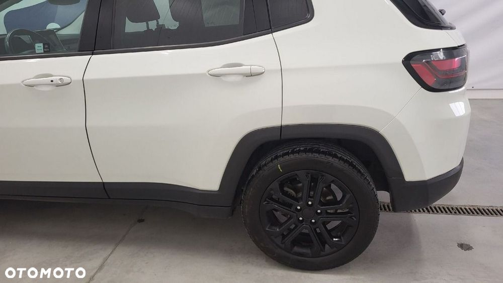 Jeep Compass - 9