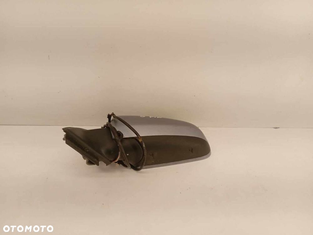 LUSTERKO LEWE PRZEDNIE AUDI A6 C6 04-08 5 PIN - 2