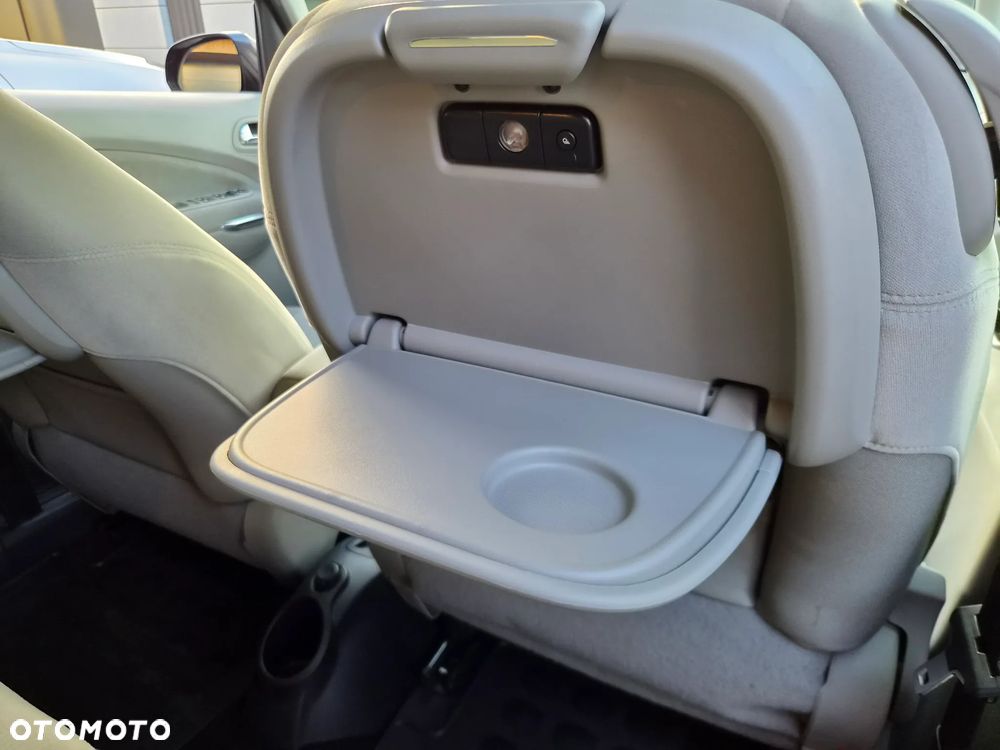 Citroën C3 Picasso 1.6i Exclusive - 19