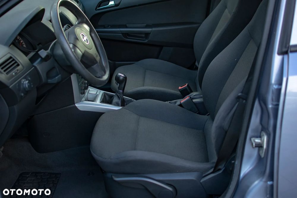 Opel Astra - 34
