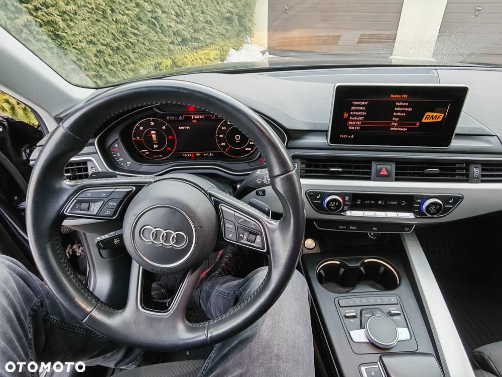 Audi A4 Avant 2.0 TDI S tronic - 14