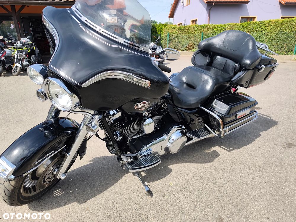 Harley-Davidson FLHTCU Ultra - 29