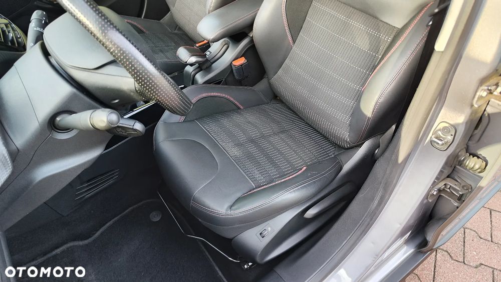 Peugeot 2008 PureTech 110 Stop&Start GT-Line Edition - 20