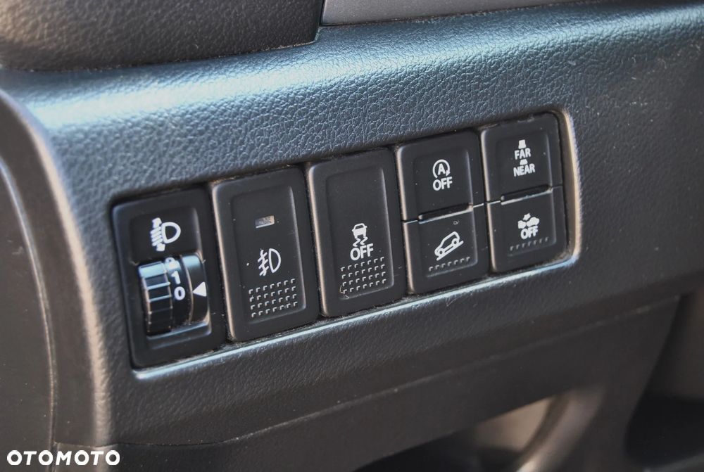 Suzuki Vitara 1.6 DDiS (4x4) Allgrip Comfort+ - 14