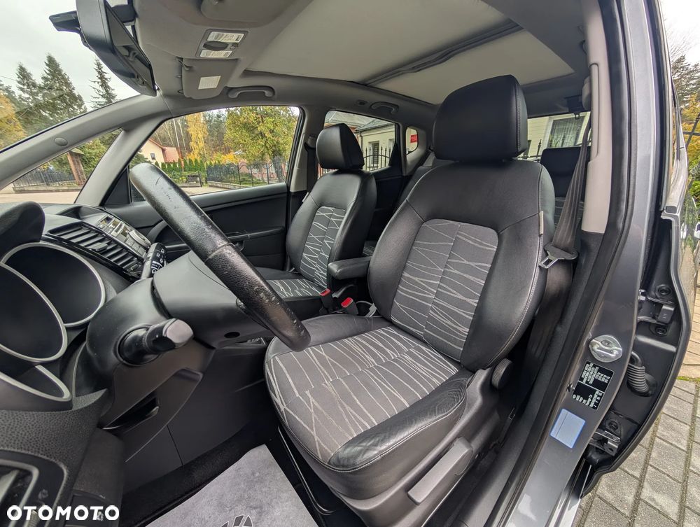 Kia Venga 1.6 L - 19