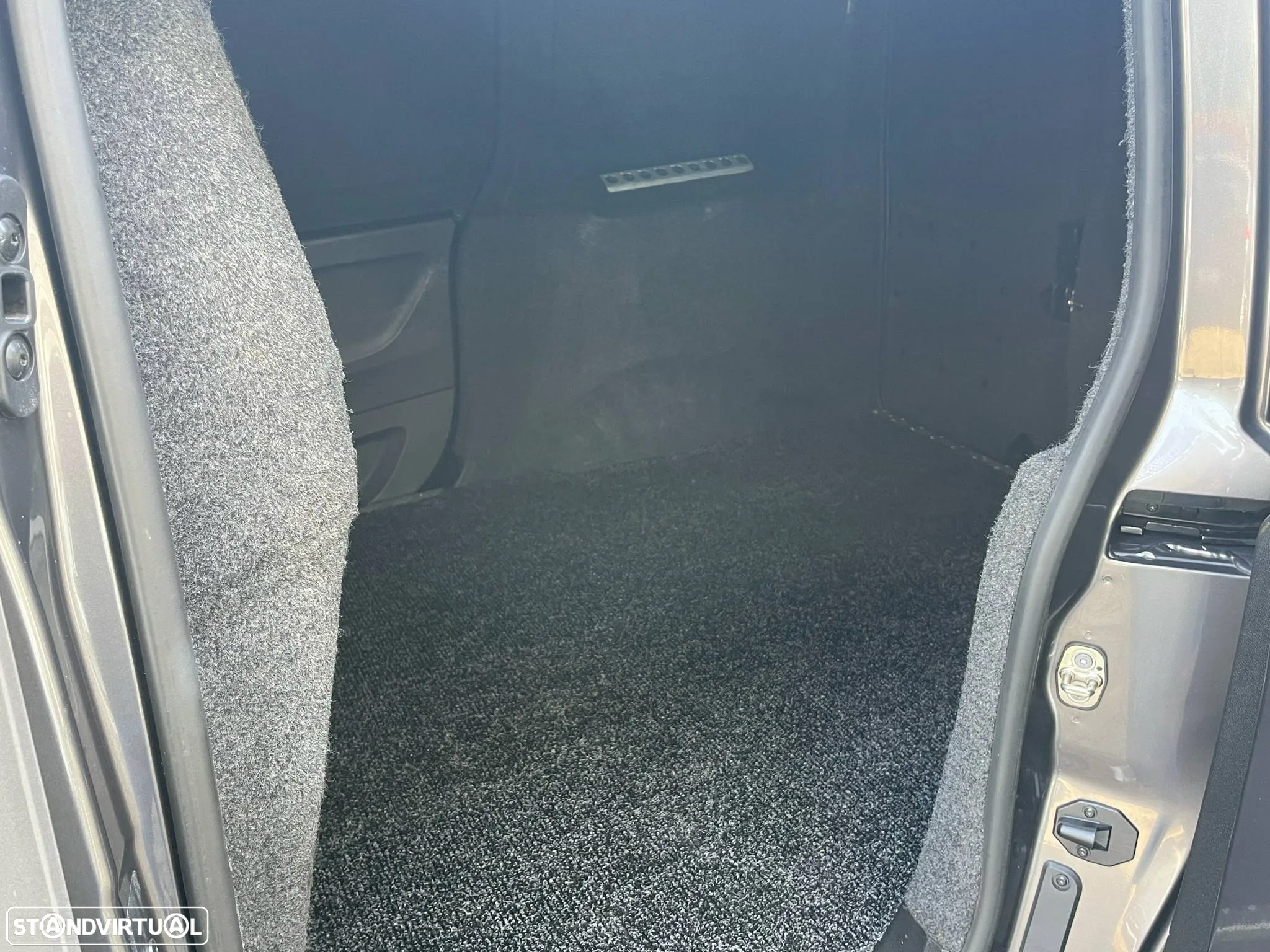 Peugeot Partner Asphalt Standard 1.5 BlueHDi 130cv - 30