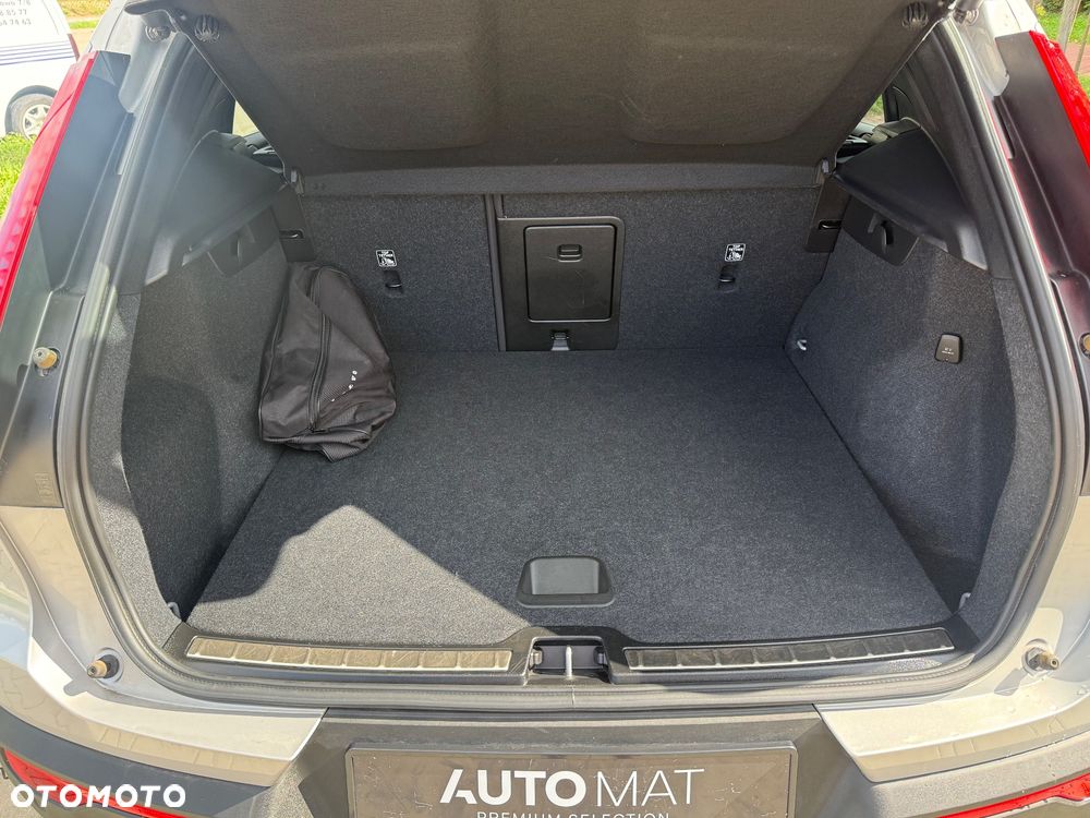 Volvo XC 40 T4 Recharge DKG Plus Bright - 19