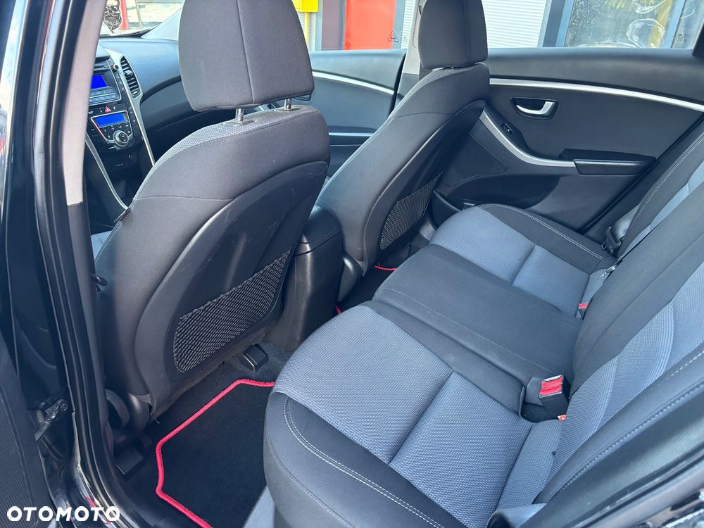 Hyundai i30 1.6 CRDi Style - 24