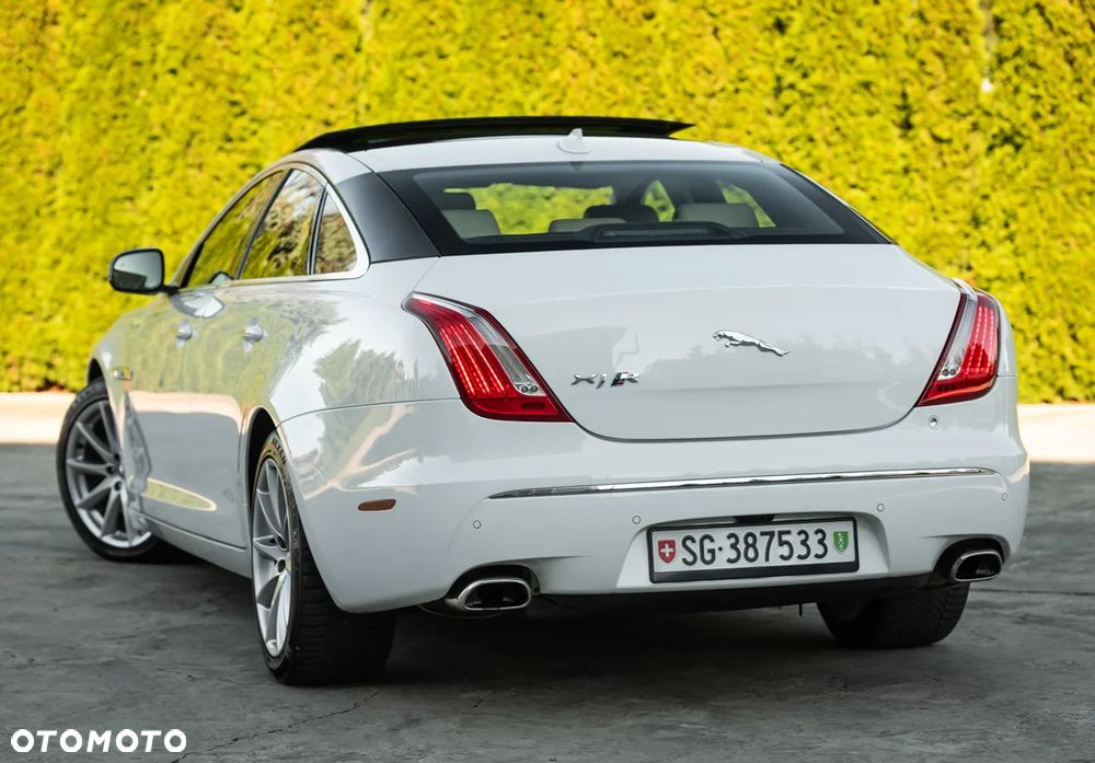 Jaguar XJ 3.0 V6 Kompressor AWD R-Sport - 13