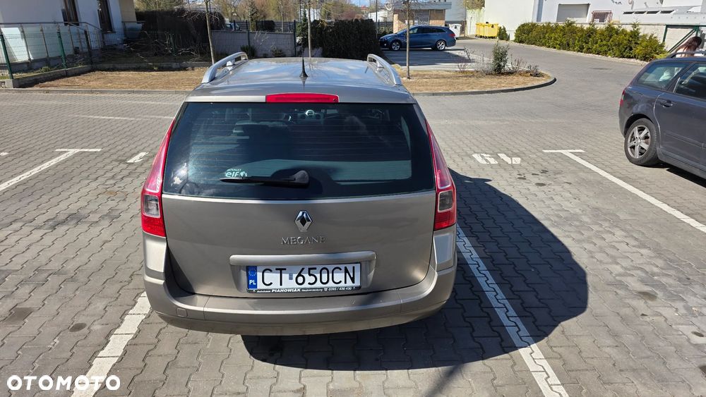 Renault Megane 1.6 Dynamique - 5