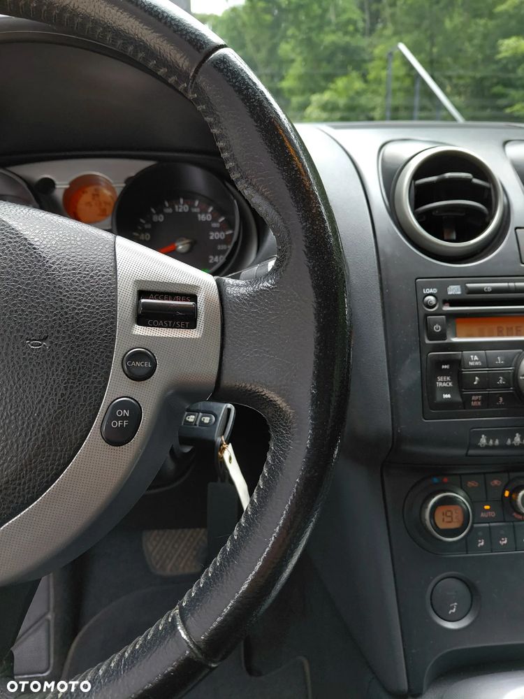 Nissan Qashqai 2.0 Tekna CVT - 15