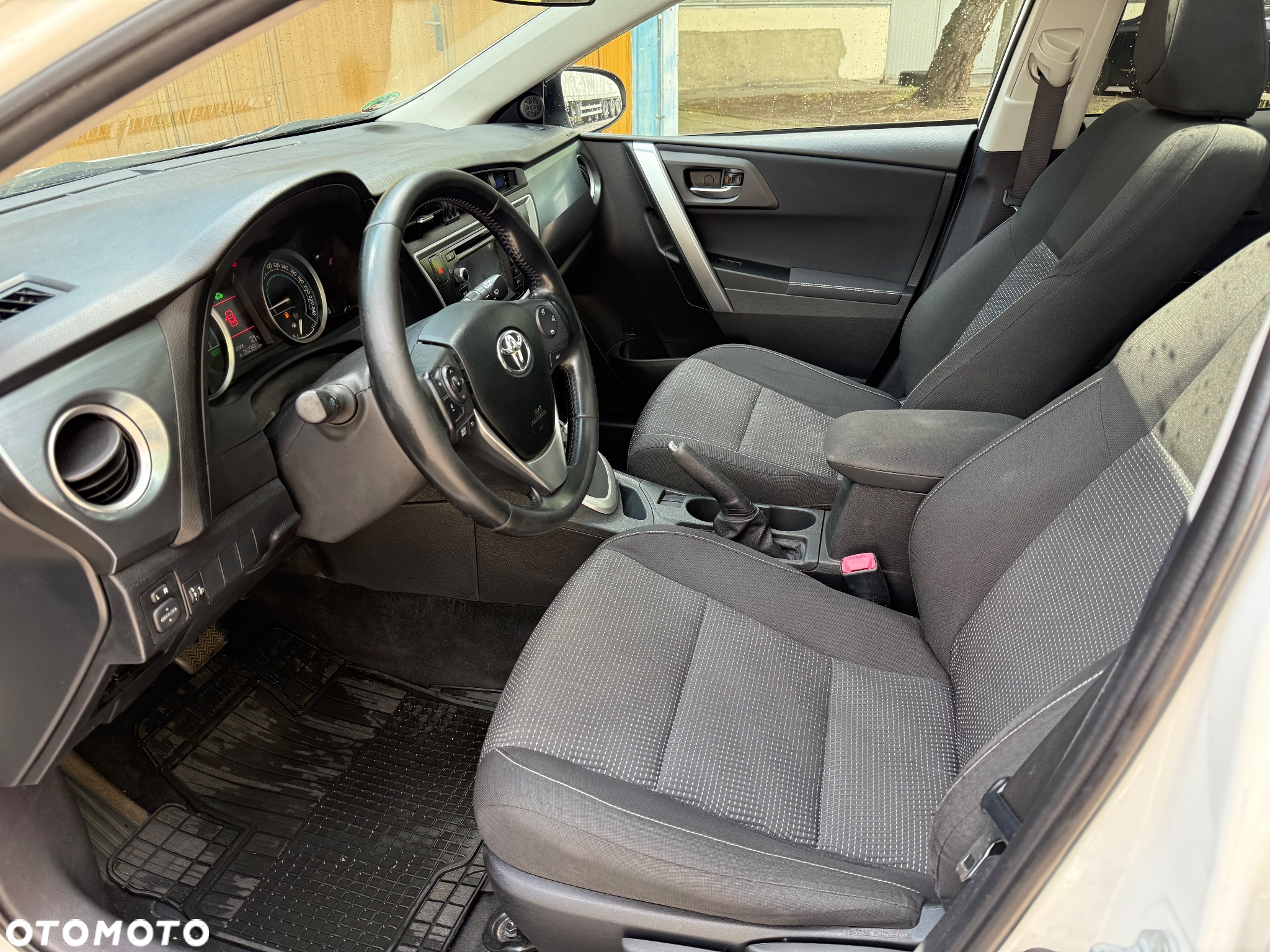 Toyota Auris 1.8 VVT-i Hybrid Automatik Comfort - 11